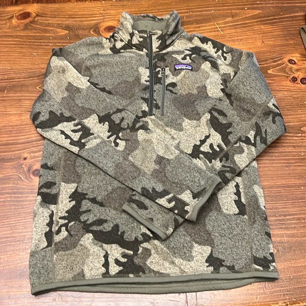 Patagonia Men’s better sweater